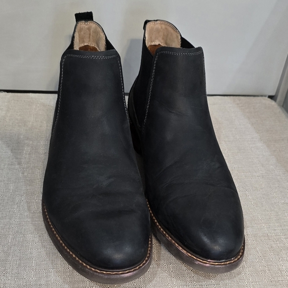 Florsheim Mens Chalet Chelsea Boot Size 10 Black Leather
